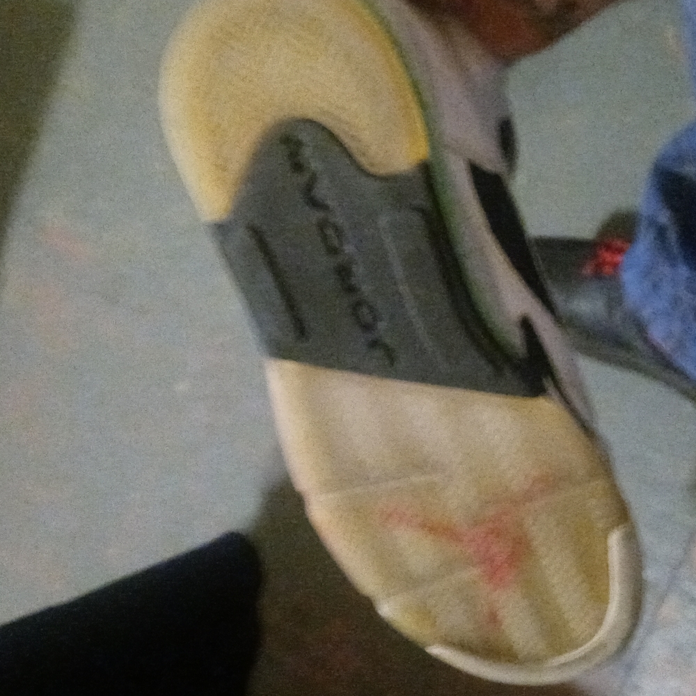 Custom 8 JORDANS - Picture 4 of 4
